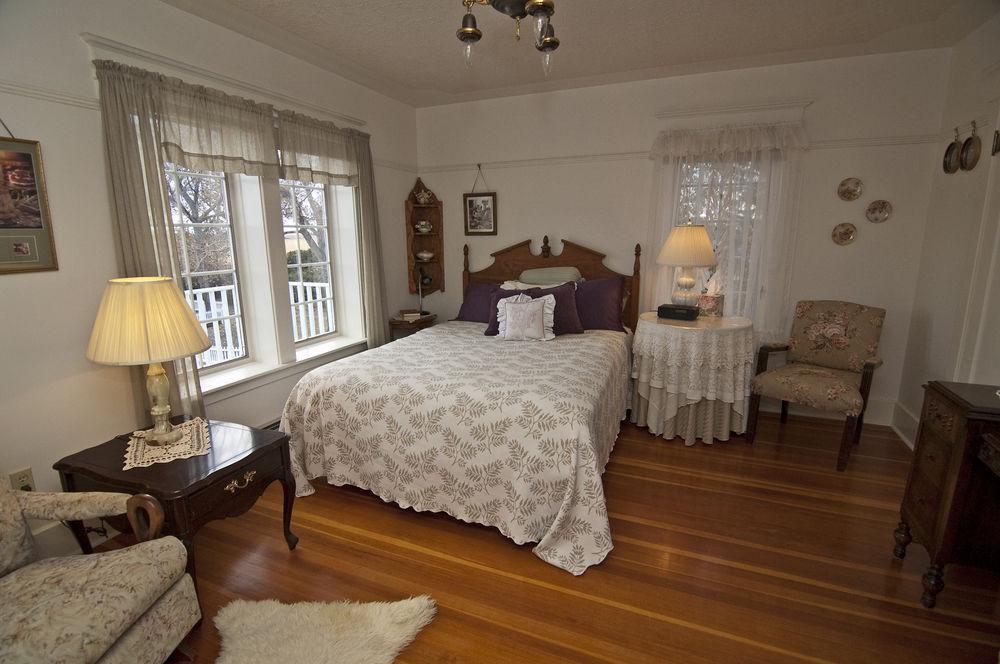 Sproule Heritage Bed & Breakfast Strathmore Εξωτερικό φωτογραφία