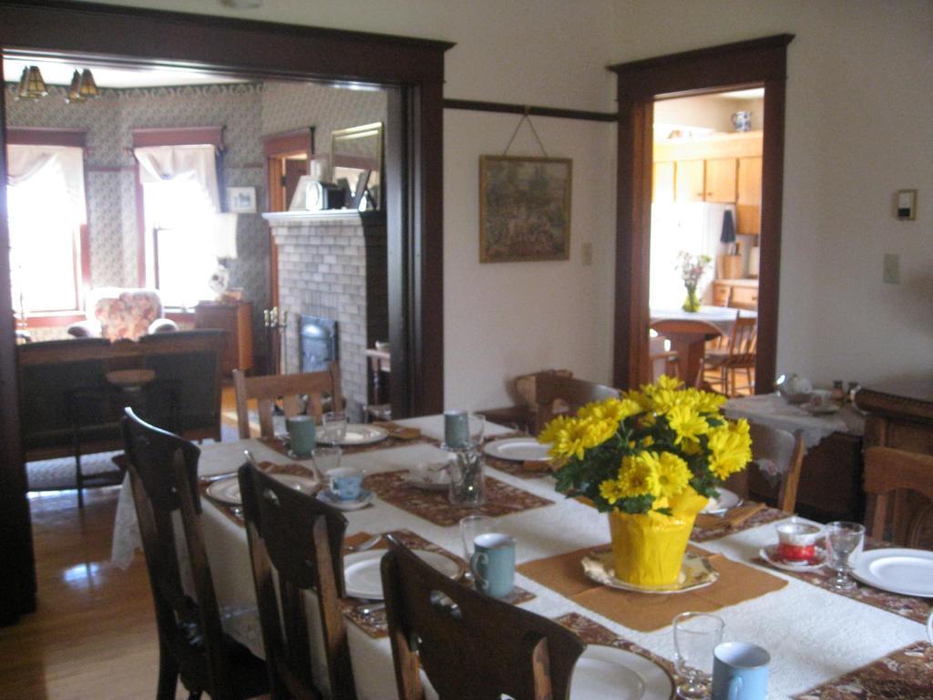 Sproule Heritage Bed & Breakfast Strathmore Εξωτερικό φωτογραφία
